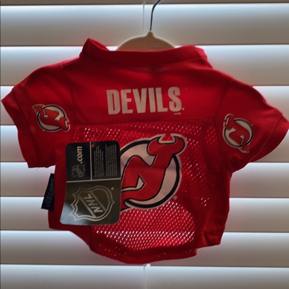 NEW NHL New Jersey Devils Pet Shirt SMALL